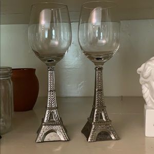 Pair of Eiffel Tower wine glasses